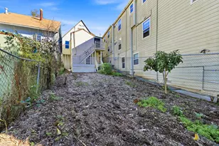 2217 E 24th St, Oakland, CA 94606 - Photo 45