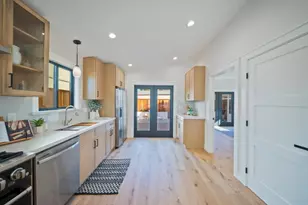 604 Oak Dr, Capitola, CA 95010 - Photo 15