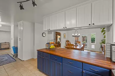 1330 Redwood Ln, Gilroy, CA 95020 - Photo 9