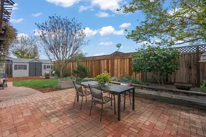 1330 Redwood Ln, Gilroy, CA 95020 - Photo 25