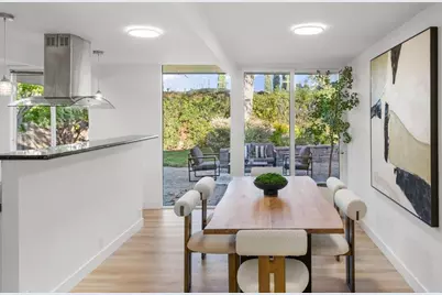 1484 Kingfisher Way, Sunnyvale, CA 94087 - Photo 9