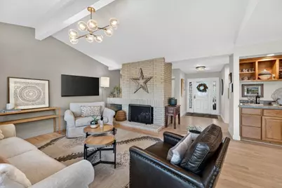 8325 Pinotage Ct, San Jose, CA 95135 - Photo 23