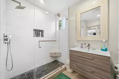 2034 Addison Ave, East Palo Alto, CA 94303 - Photo 19