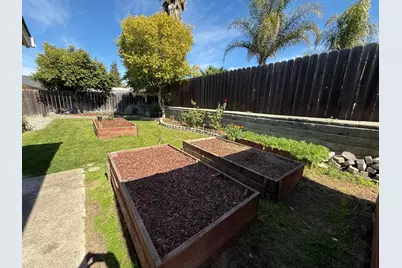 691 Clearview Dr, Hollister, CA 95023 - Photo 37