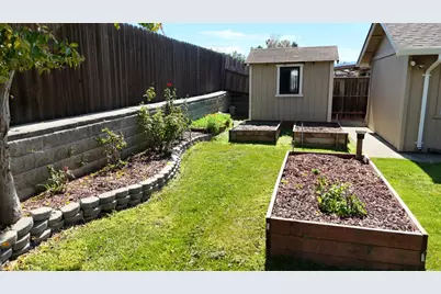 691 Clearview Dr, Hollister, CA 95023 - Photo 13