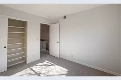 1023 Lark Ln, Foster City, CA 94404 - Photo 39