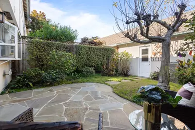 1023 Lark Ln, Foster City, CA 94404 - Photo 21