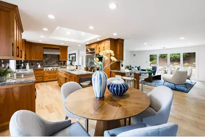 28100 Radcliffe Ln, Los Altos Hills, CA 94022 - Photo 11