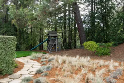 28100 Radcliffe Ln, Los Altos Hills, CA 94022 - Photo 35