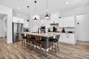 240 Scarlett Wy, Hollister, CA 95023 - Photo 7