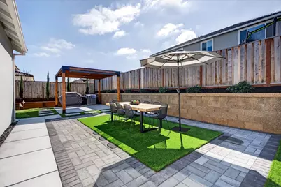 240 Scarlett Way, Hollister, CA 95023 - Photo 39