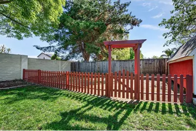 1991 Ervin Ct, Hollister, CA 95023 - Photo 29