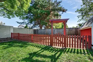 1991 Ervin Ct, Hollister, CA 95023 - Photo 29