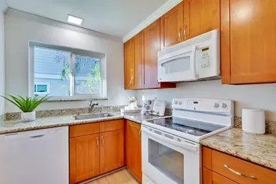 447 Oak Ave, Redwood City, CA 94061 - Photo 9