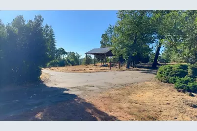 9751 Ernst Rd, Coulterville, CA 95311 - Photo 7