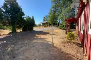 9751 Ernst Rd, Coulterville, CA 95311 - Photo 23