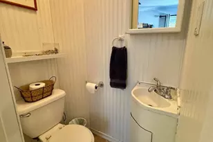 1639 Cypress Ave, San Mateo, CA 94401 - Photo 13