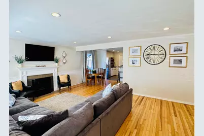 1639 Cypress Ave, San Mateo, CA 94401 - Photo 7