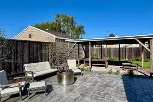 1639 Cypress Ave, San Mateo, CA 94401 - Photo 23