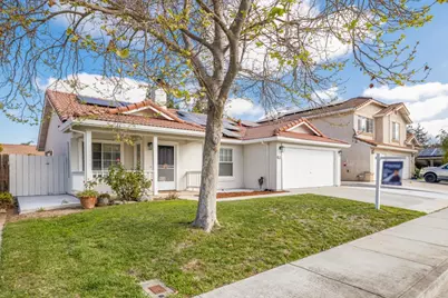 1940 Sycamore Ct, Hollister, CA 95023 - Photo 3