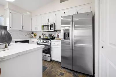 1940 Sycamore Ct, Hollister, CA 95023 - Photo 13