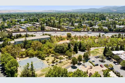 101 Sunnyside Ct, Campbell, CA 95008 - Photo 47