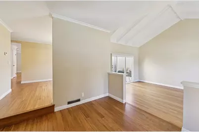 1460 Regalo Ct, San Jose, CA 95128 - Photo 9