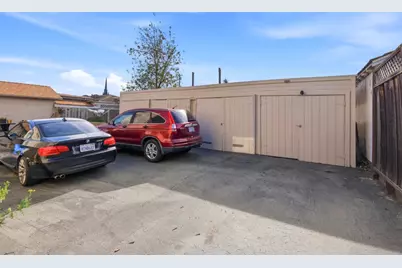 15 Eastern Dr, Watsonville, CA 95076 - Photo 11