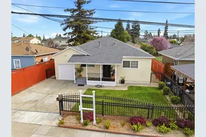 732 4th Ave, Redwood City, CA 94063 - Photo 1