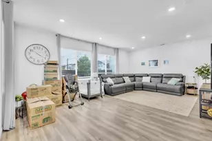 1618 Aleppo Ln, Sacramento, CA 95834 - Photo 9