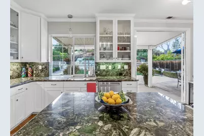 9123 Rancho Hills Dr, Gilroy, CA 95020 - Photo 5