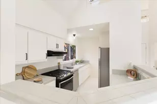 114 Annie Ln, Santa Cruz, CA 95062 - Photo 17