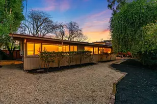 1080 Moffett Cir, Palo Alto, CA 94303 - Photo 23