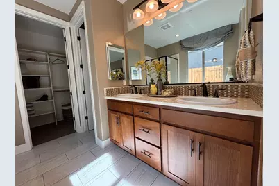 1517 Santana Ranch Dr, Hollister, CA 95023 - Photo 17