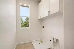 5700 Gold Poppy Way, Elk Grove, CA 95757 - Photo 37