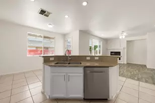 5700 Gold Poppy Way, Elk Grove, CA 95757 - Photo 25