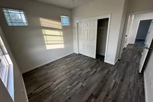 5700 Gold Poppy Way, Elk Grove, CA 95757 - Photo 25