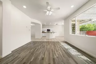5700 Gold Poppy Way, Elk Grove, CA 95757 - Photo 33