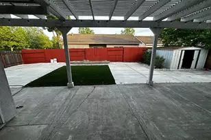 5700 Gold Poppy Way, Elk Grove, CA 95757 - Photo 17