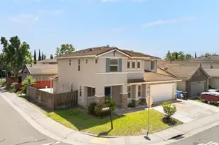 5700 Gold Poppy Way, Elk Grove, CA 95757 - Photo 3
