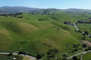 3463 Calaveras Rd, Milpitas, CA 95035 - Photo 11