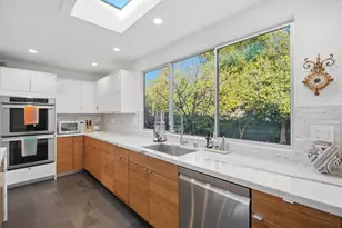 1694 Clay Dr, Los Altos, CA 94024 - Photo 9