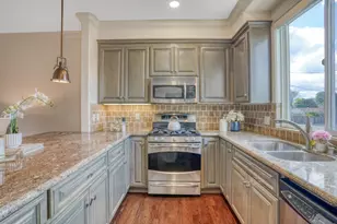 809 Lippert Pl, Santa Clara, CA 95050 - Photo 13