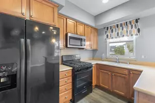 2872 10th St, San Pablo, CA 94806 - Photo 17