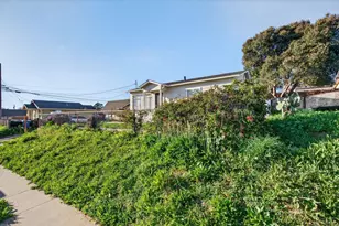 123 Prado St, Salinas, CA 93906 - Photo 5