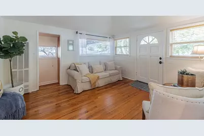 516 8th St, Pacific Grove, CA 93950 - Photo 3