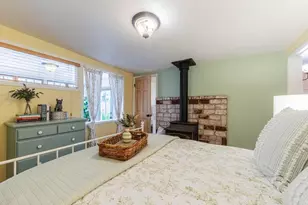 516 8th St, Pacific Grove, CA 93950 - Photo 21