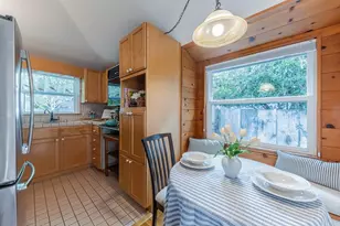 516 8th St, Pacific Grove, CA 93950 - Photo 9