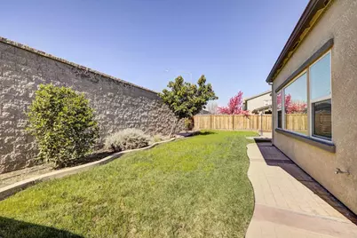 2481 Coloma Ln, Tracy, CA 95376 - Photo 47