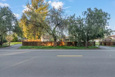 393 Covington Rd, Los Altos, CA 94024 - Photo 27